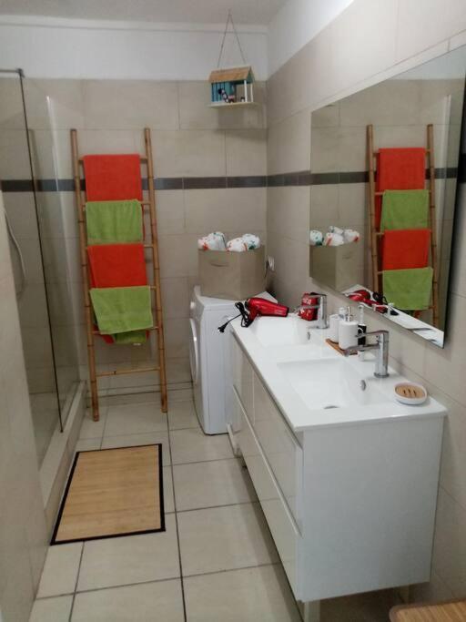 Apt 2 Chambres Vue Lagon Sandy Ground المظهر الخارجي الصورة