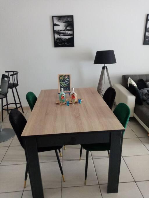 Apt 2 Chambres Vue Lagon Sandy Ground المظهر الخارجي الصورة